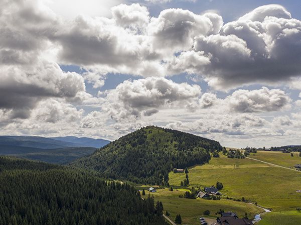 Obnova návštěvnické infrastruktury na naučné stezce Tři iseriny